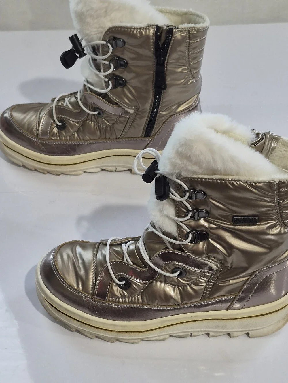 Metallic Taupe Girl's Winter Ankle Boots with Faux Fur Size 2.5